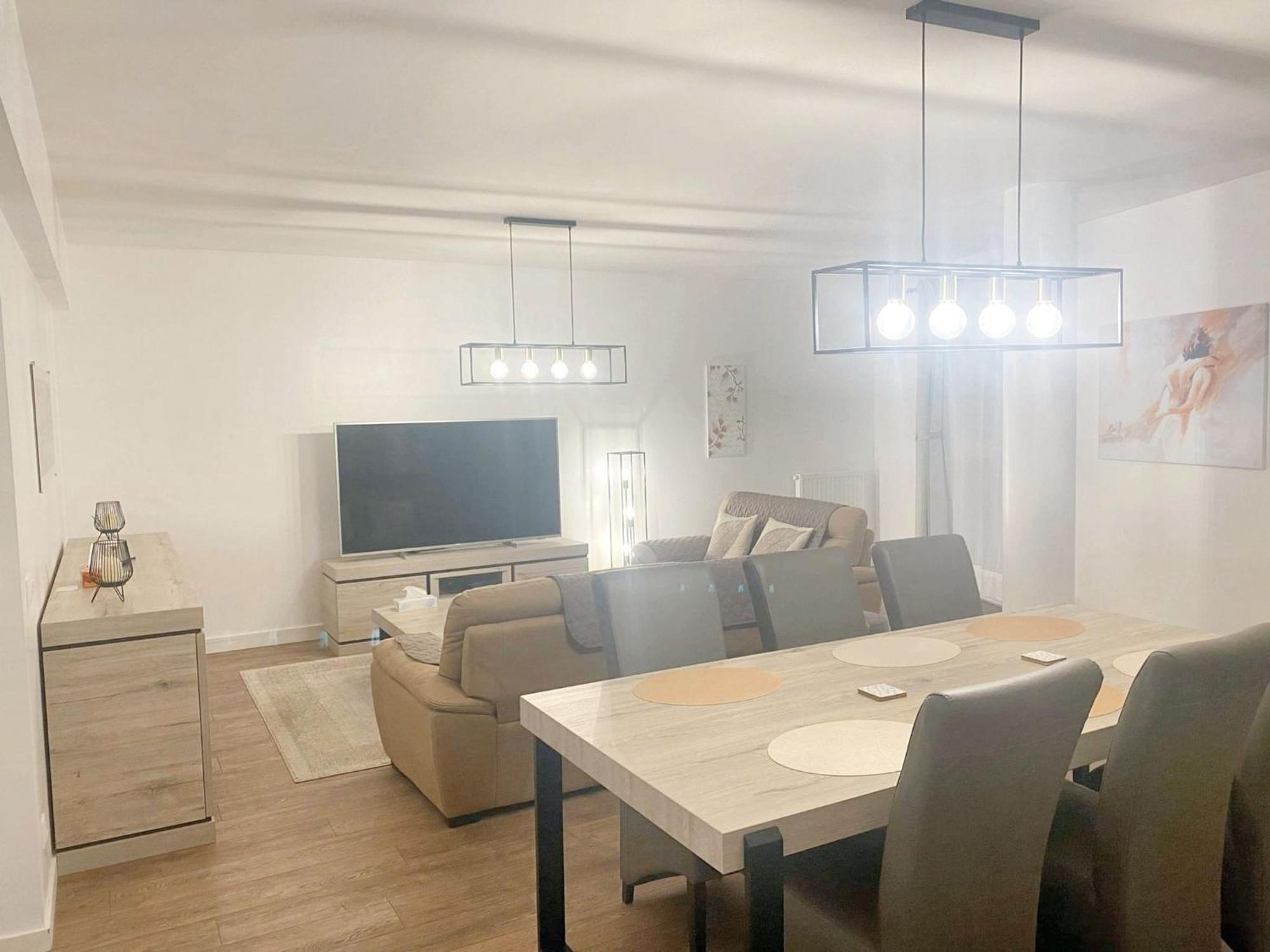 Modern Apartment In Cureghem Anderlecht 134 M² + Terrace Brussel Eksteriør bilde