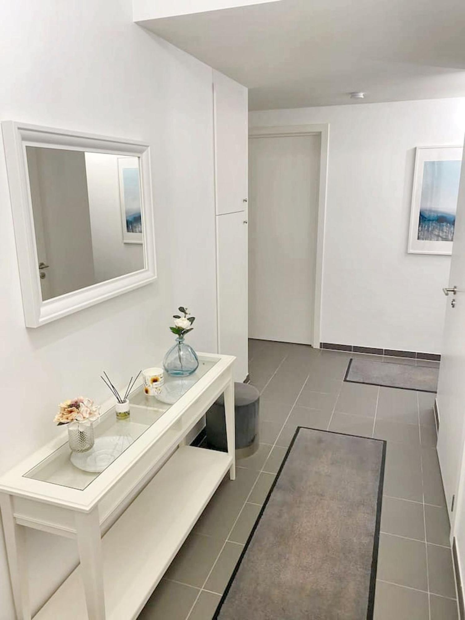 Modern Apartment In Cureghem Anderlecht 134 M² + Terrace Brussel Eksteriør bilde