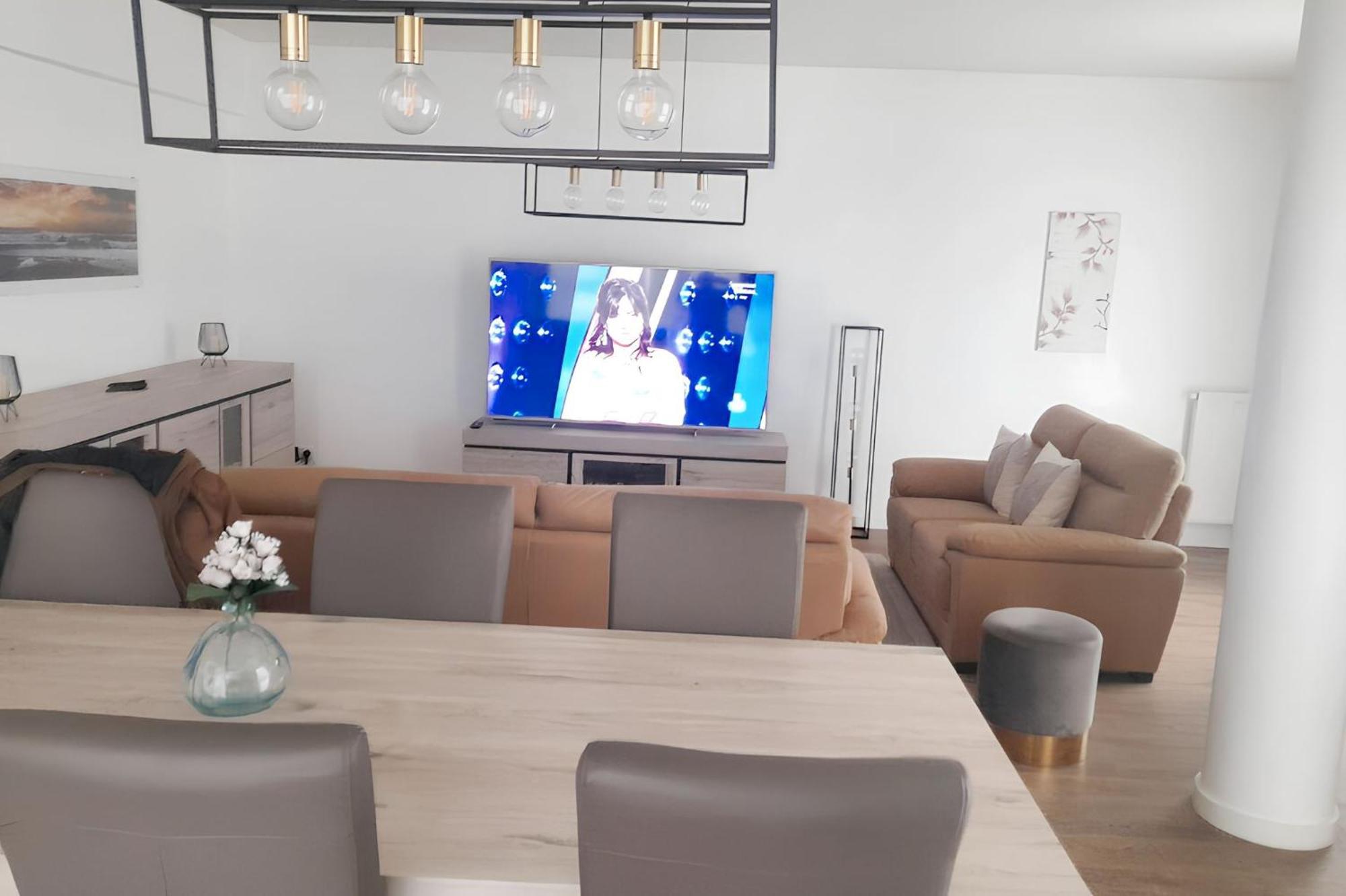 Modern Apartment In Cureghem Anderlecht 134 M² + Terrace Brussel Eksteriør bilde
