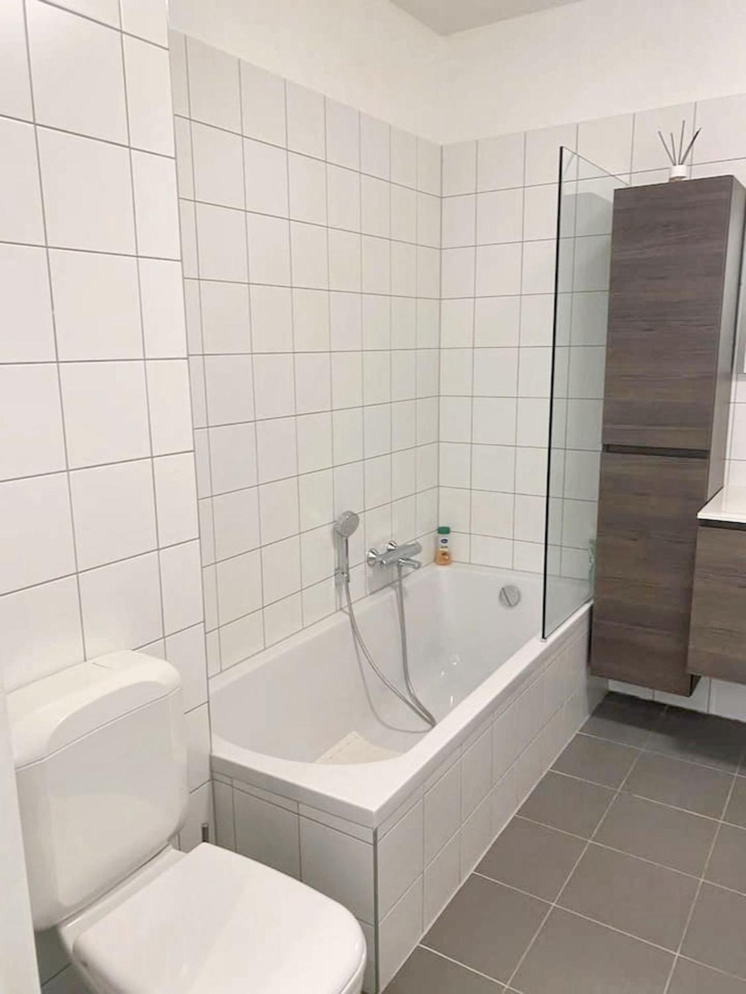 Modern Apartment In Cureghem Anderlecht 134 M² + Terrace Brussel Eksteriør bilde